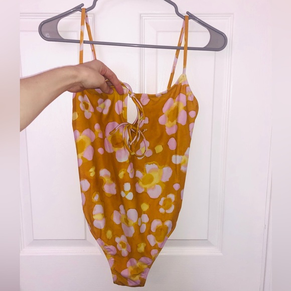 Madewell 1 piece bathing suit (S) - Picture 5 of 11